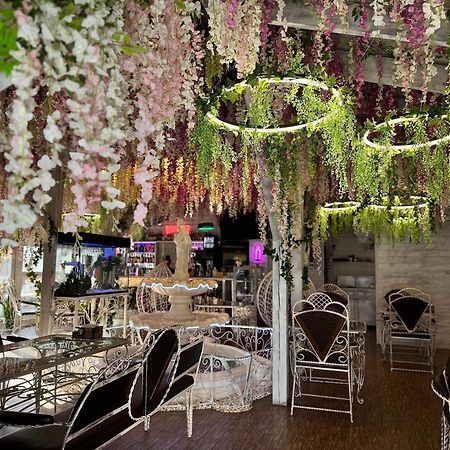 Viktoriya Family Hotel Restaurant Complex Kiev Eksteriør billede
