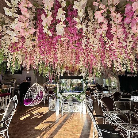 Viktoriya Family Hotel Restaurant Complex Kiev Eksteriør billede